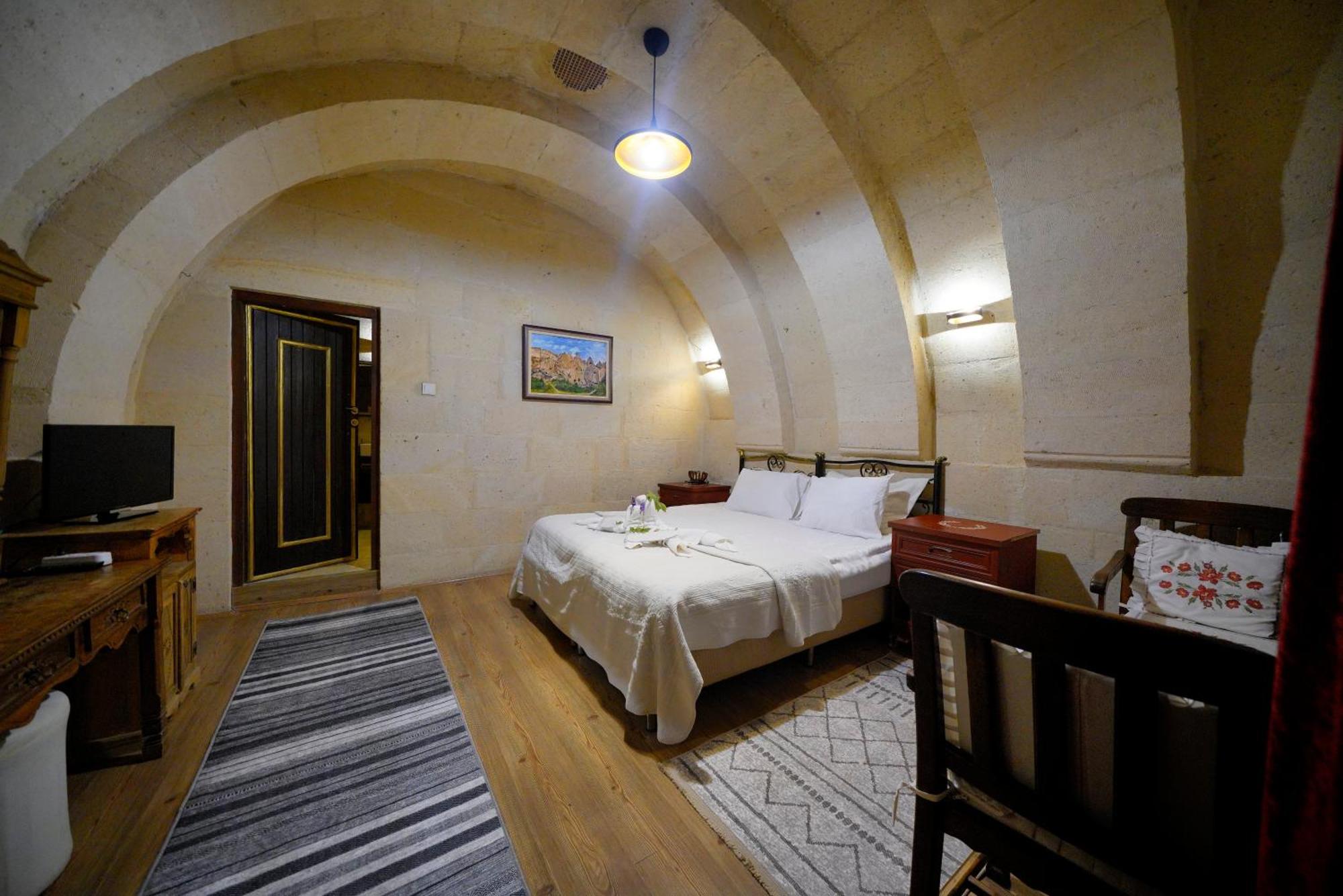 Antik Cave House Hotel อูร์กุบ ภายนอก รูปภาพ