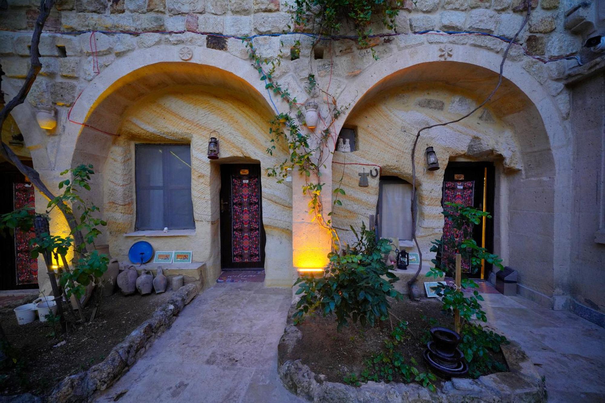 Antik Cave House Hotel อูร์กุบ ภายนอก รูปภาพ